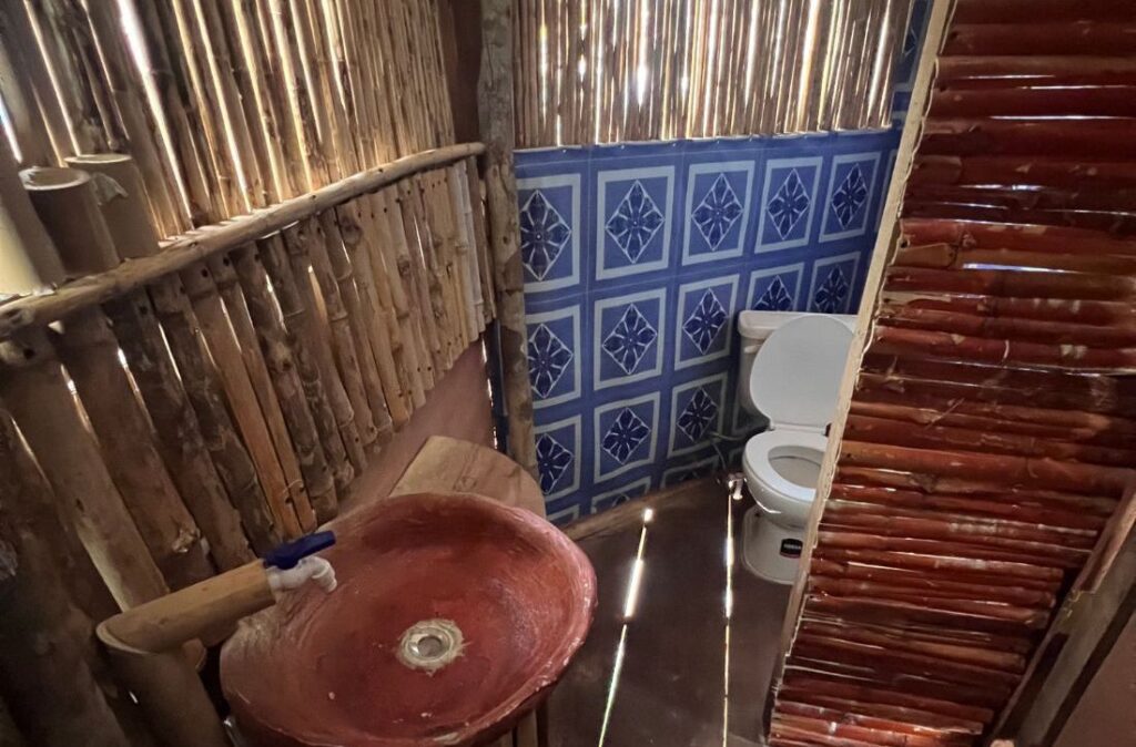 xr:d:DAE72zEAw_E:159,j:42904380934,t:22120219